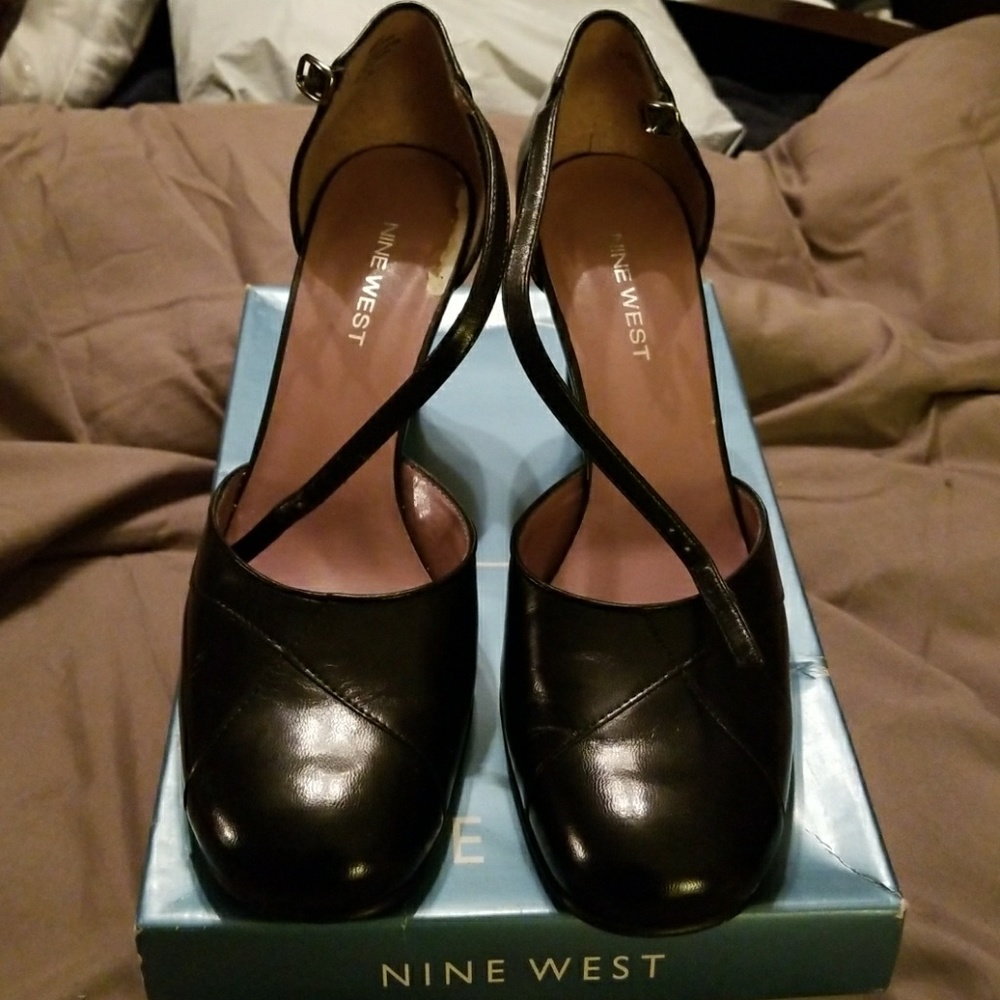 Nine West Black pumps